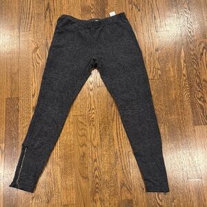 Splendid snake skin pattern Black and gray Leggings with Zipper Detail medium